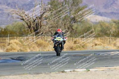 media/Jan-16-2022-CVMA (Sun) [[7f3d92989d]]/Race 3 Amateur Supersport Middleweight/